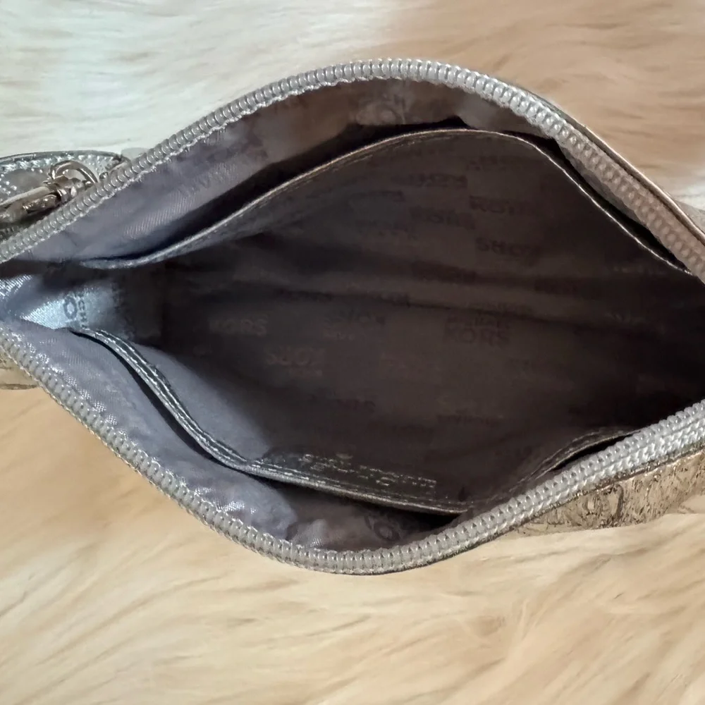 Michael Kors Shiny Silver Embossed Make-Up Case - Picture 6 of 8